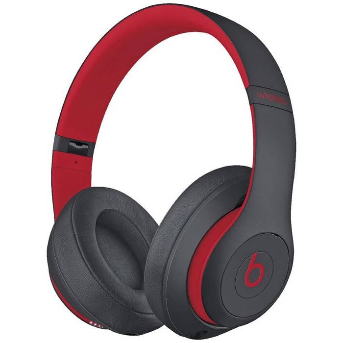Headphones Beats Studio3 Wireless Over-Ear - The Beats Decade Collection - Defiant Black-Red